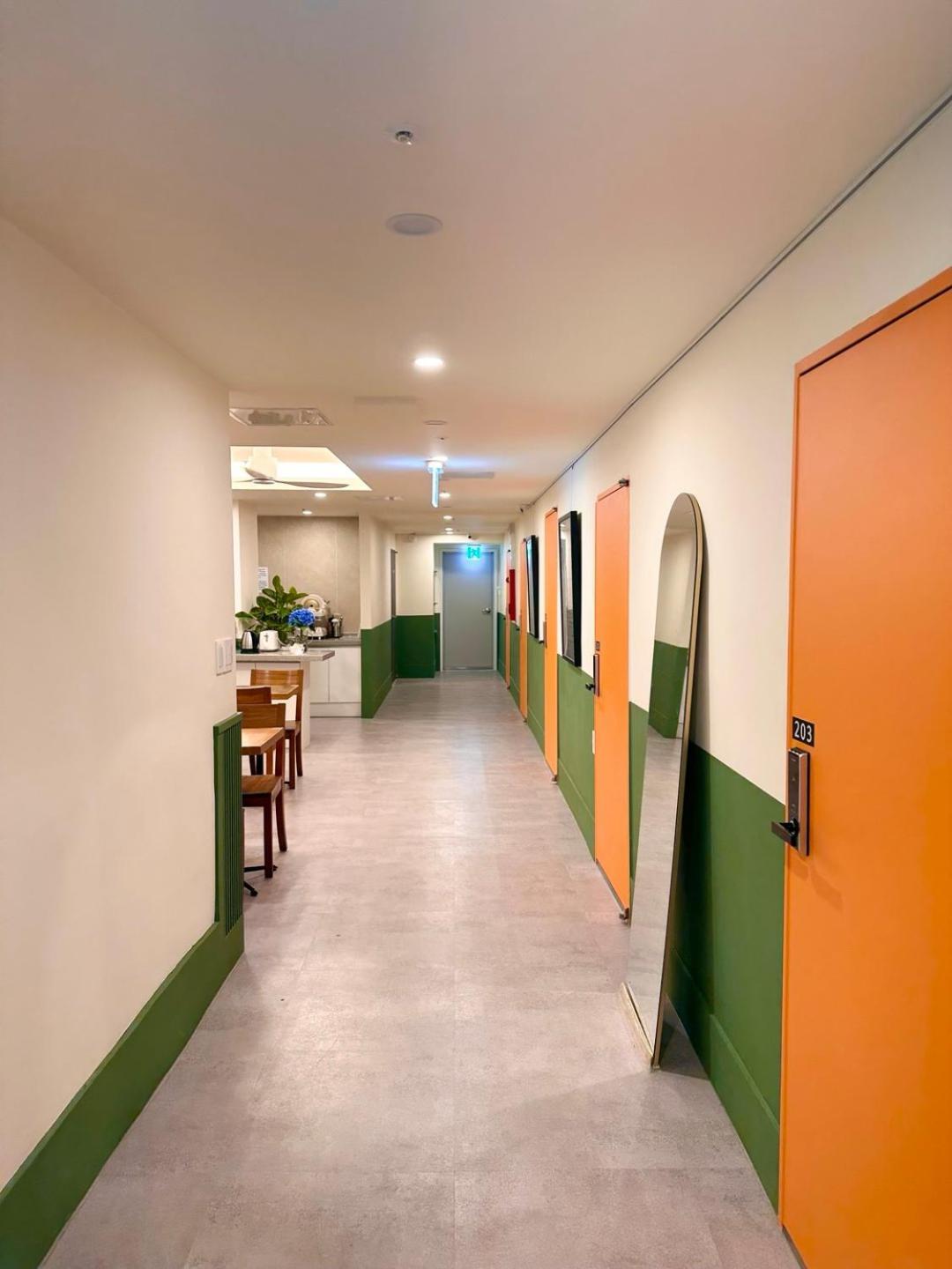 R Jongmyo Guest house *